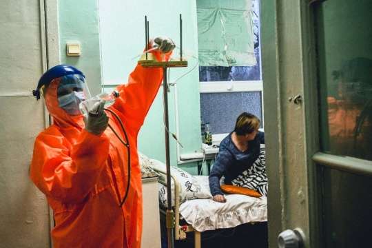 Коронавірус в Україні: померло понад 100 тис. людей, одужало – майже 4 млн 