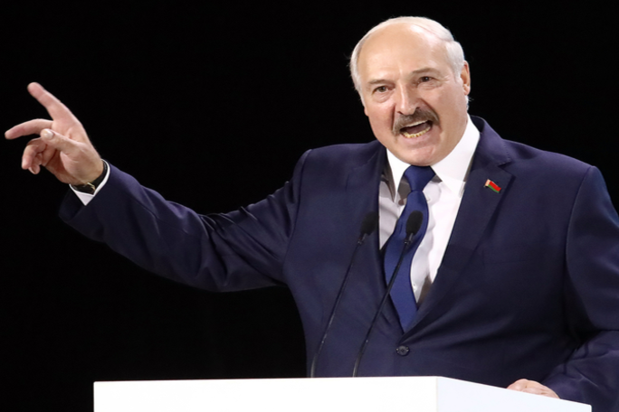 Диктатор Лукашенко и пропагандист Соловьев поглумились над зависимостью Украины от белорусского тока