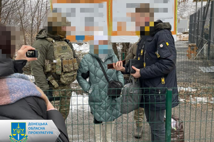 На Донбасі жінка через соцмережі зливала бойовикам дані про українських воїнів