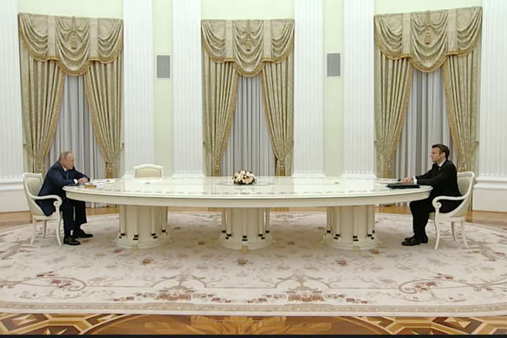 Переговори Путіна та Макрона тривали понад п'ять годин: перші подробиці