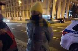 Київські правоохоронці затримали жінку за неправдиве повідомлення про вибух