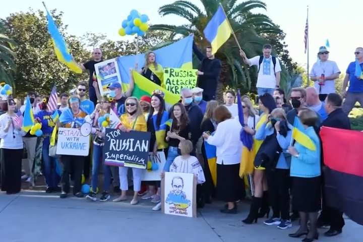 «Украина свободная»: диаспора в США поддержала родное государство (видео)