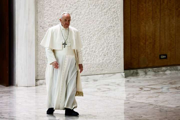 Папа Римський вважає повномасштабну війну в Україні божевіллям