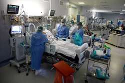 Польща може зняти обмеження в березні, якщо щоденне число випадків зараження продовжить падати нинішніми темпами