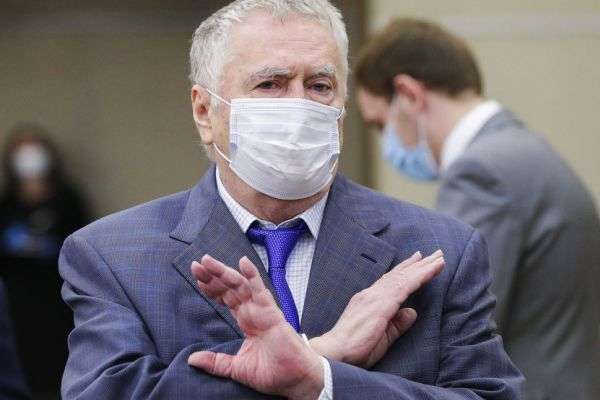 Жириновський, попри критичний стан, відмовляється від штучної вентиляції легень