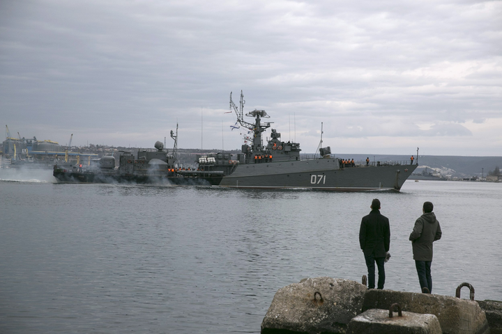 Россия блокирует Черное и Азовское море: заявление МИД