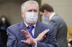 Жириновский, несмотря на критическое состояние, отказывается от искусственной вентиляции легких
