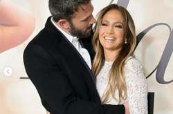 Актеры начали встречаться спустя 18 лет после расставания