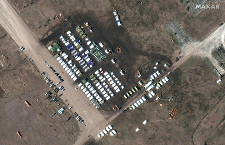 США обнародовали спутниковые снимки с новыми силами РФ вокруг Украины