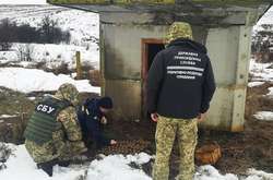 Силовики на Луганщині знайшли бойовий арсенал диверсантів (фото) 