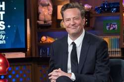 Мэттью Перри из «Друзей» написал мемуары о «друзьях и любовниках»