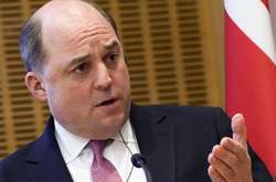 Воллес не виключає, що Путін здатний відвести танки, що дозволить видихнути з полегшенням як Україні, так і країнам Заходу