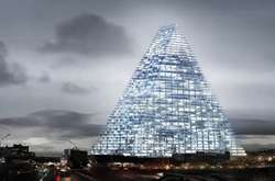 Піраміда зі скла: парижани заговорили про нову будівельну катастрофу 