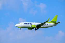 Компанія airBaltic відправить додаткові рейси з України