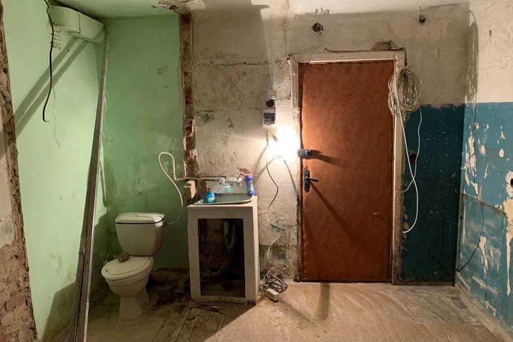 В Киеве продают «смарт-квартиру» с туалетом в прихожей (фото)