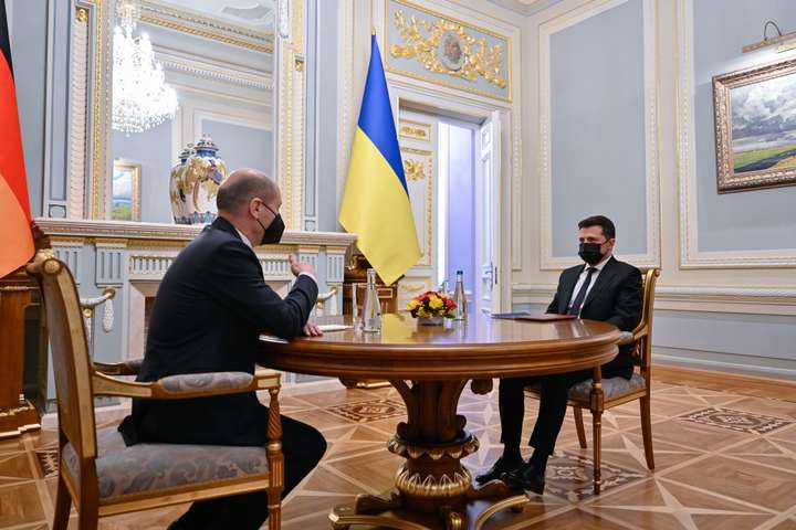 Зеленський і Шольц обговорили юридичні гарантії захисту України