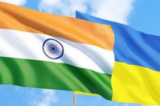 Уряд Індії рекомендує своїм студентам тимчасово виїхати з України