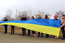 Понад 600 школярів приєдналися до акції на День єдності 