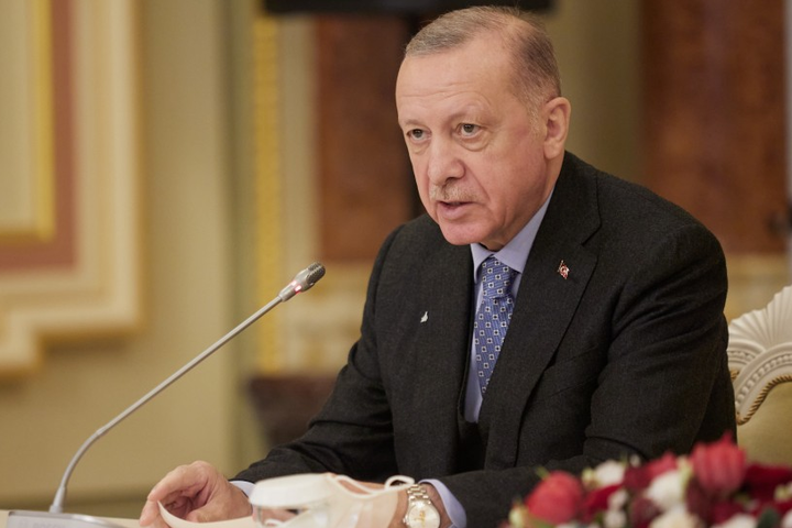 Президент Турции предлагает провести трехстороннюю встречу с Зеленским и Путиным