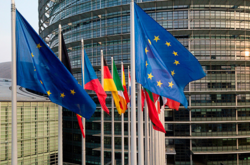 Європарламент схвалив виділення фінансової допомоги Україні