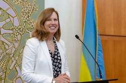 Тимчасова повірена у справах США Крістіна Квін прокоментувала можливий візит президента США в Київ  