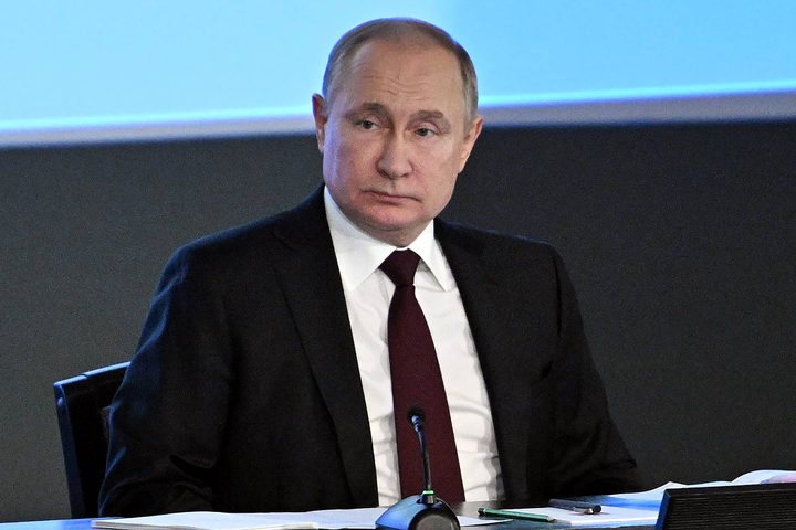 Признавать или не признавать «ДНР» и «ЛНР»: Путин продолжает выжидать
