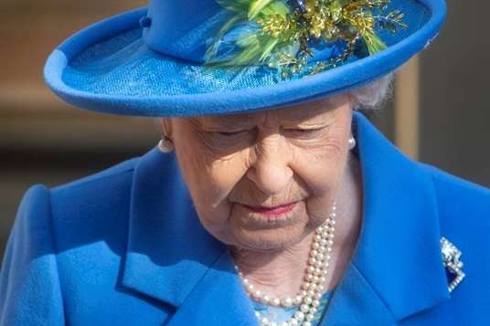 Королева Великобритании пожаловалась на проблемы со здоровьем 