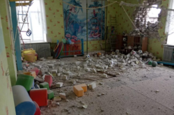 Дитячий садок у Станиці Луганській після обстрілу