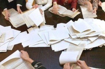 Вибори 2010 - бюлетенів більше ніж людей