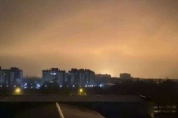 У Луганську прогримів потужний вибух (відео)