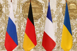 Путин и Макрон согласились провести саммит по безопасности в Европе с участием Украины
