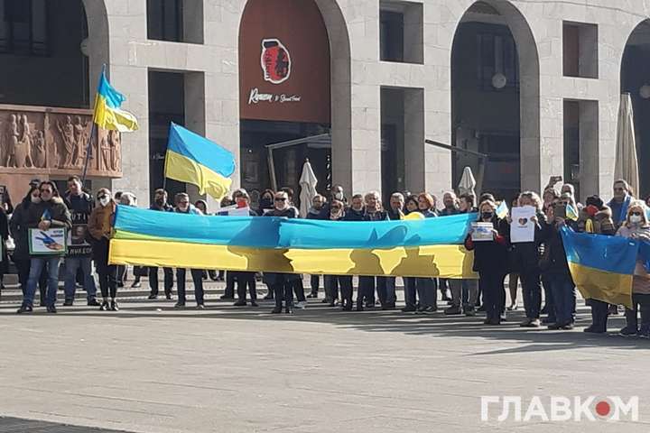 Українці у італійській Брешії виступили проти російської пропаганди (фото)
