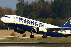 На тлі російської агресії Ryanair скасував рейси з Харкова та Херсона 