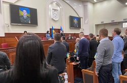Депутати Київради вшанували пам'ять загиблого українського військового (фото) 