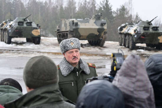 Лукашенко зробив заяву щодо військового вторгнення РФ в Україну