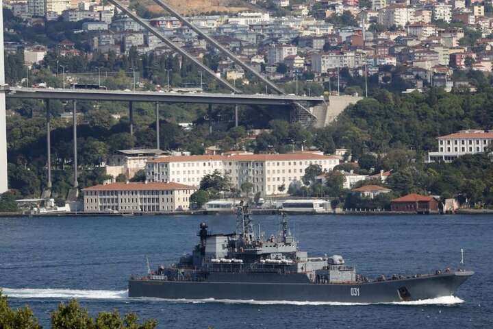 Україна закликає Туреччину закрити доступ Росії до Босфору