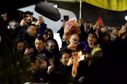 У Тель-Авіві громадяни Росії спалюють свої паспорти (відео) 