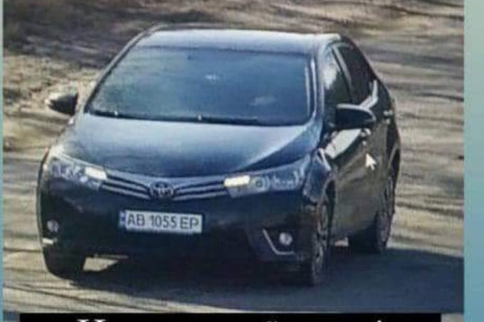 З'явилися фото автівок, які ставлять мітки для російських військових 