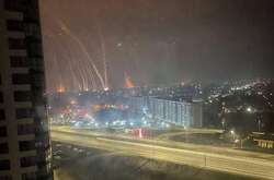 Над Києвом вночі збили щонайменше дві ракети і винищувач СУ-27 (відео)