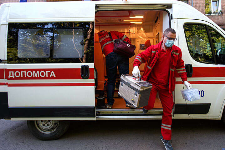 Допомога пораненим українцям. Заклади охорони здоров’я працюватимуть цілодобово