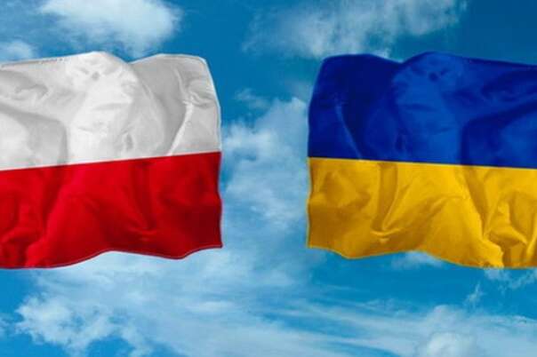 До України з Польщі прибули боєприпаси 