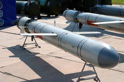 Ворог наніс ракетні удари по військовому аеродрому на Хмельниччині, обійшлося без жертв