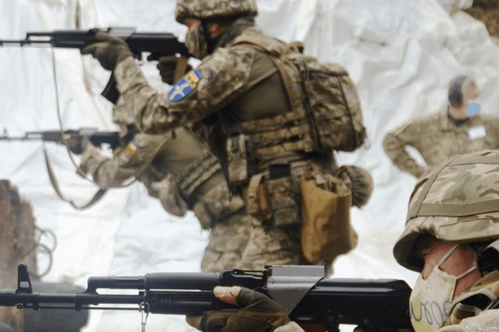 Сили оборони Києва міцно тримають позиції: оперативна інформація станом на північ
