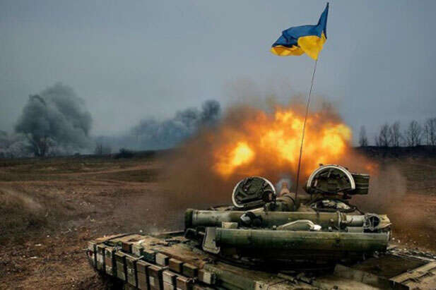 Васильків контролюється українськими захисниками. Ворог оточений