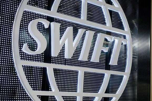 Кіпр підтримав відключення РФ від SWIFT