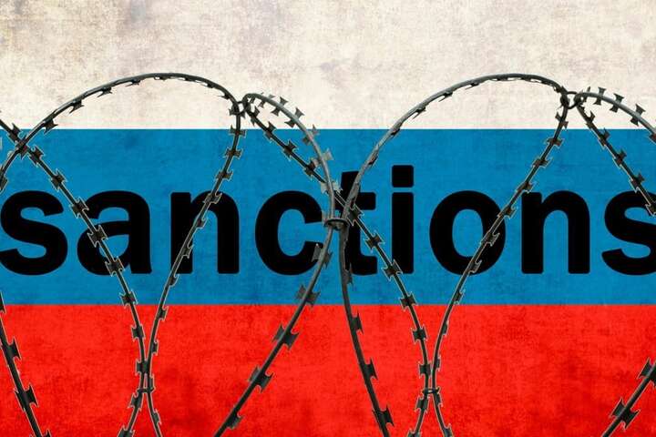 Кулеба попросив українців розповідати росіянам про санкції, які очікують на них через агресію Путіна&nbsp;