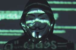 Хакеры взломали все российские каналы и крутят стихотворение Монатика (видео)