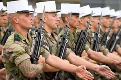 Украинцы из Французского легиона прибудут в полной боевой экипировке защищать родину