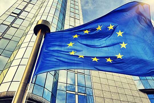 Вісім країн закликали негайно надати Україні статус кандидата на вступ в ЄС
