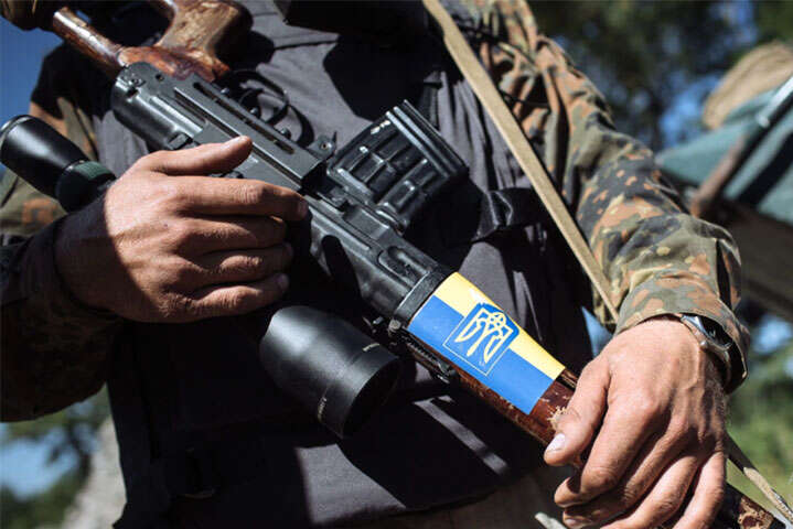 Хто стає на захист України – отримає зброю. Парламент хоче спростити видачу вогнепальної зброї